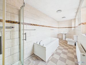 Photo 6- click for photo gallery